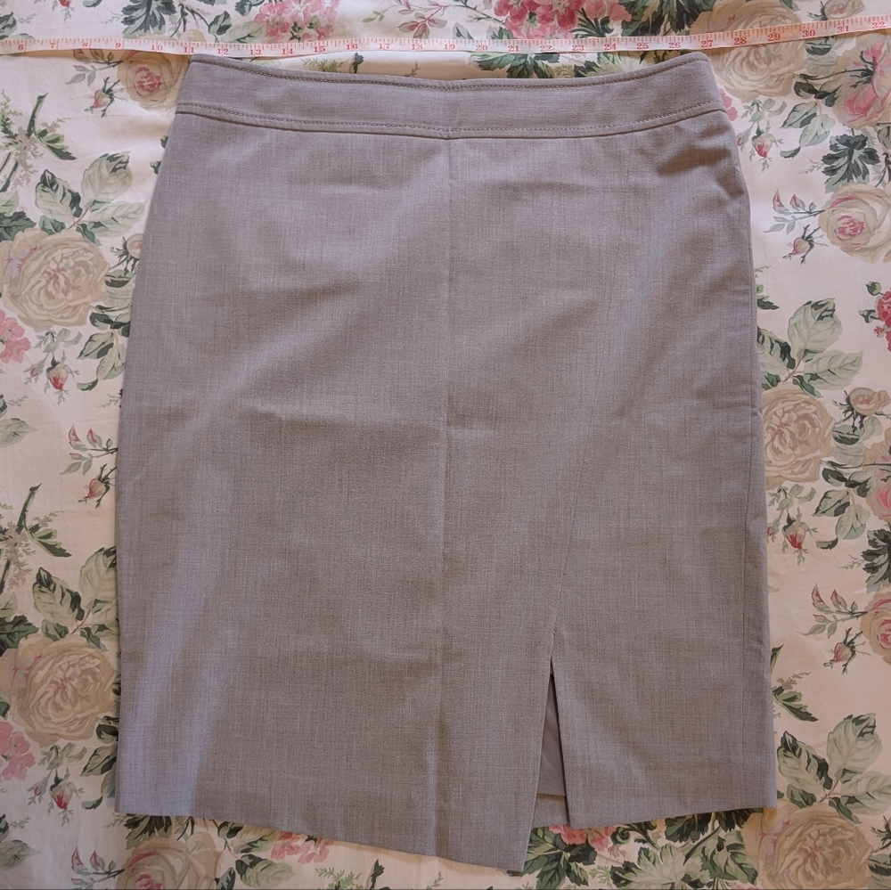 Aura Light Gray Pencil Skirt